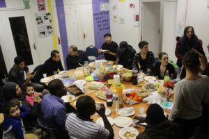 Repas de fin d'année avec les groupes "Alpha 13" à l'espace Souham.